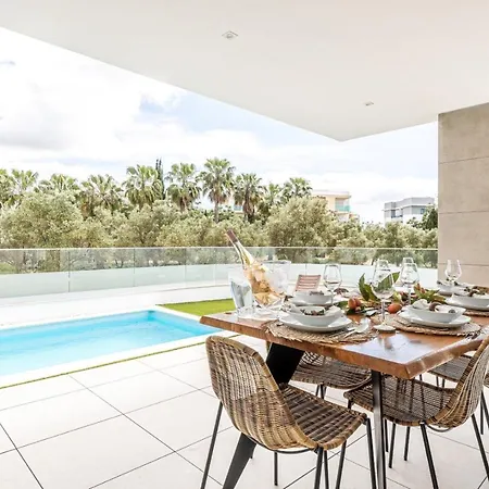 Casa Maragem - Apartamento T3 Com Jardim E Piscina Privada