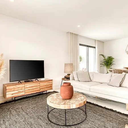 Casa Maragem - Apartamento T3 Com Jardim E Piscina Privada Apartment *