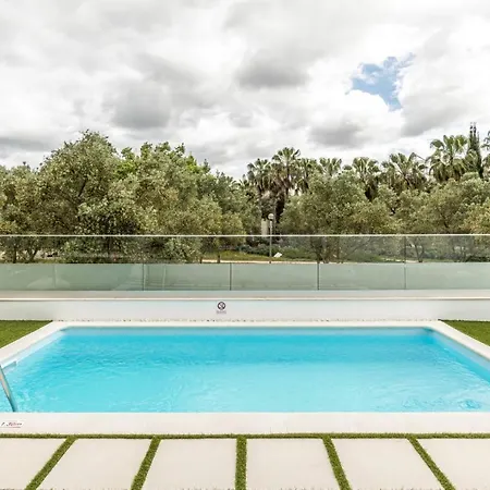 Casa Maragem - Apartamento T3 Com Jardim E Piscina Privada Portimao
